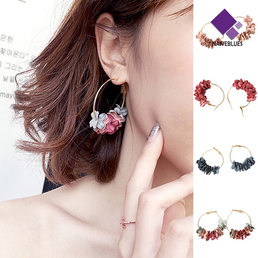 Anting Hoop Besar Model Menjuntai Gaya Elegan