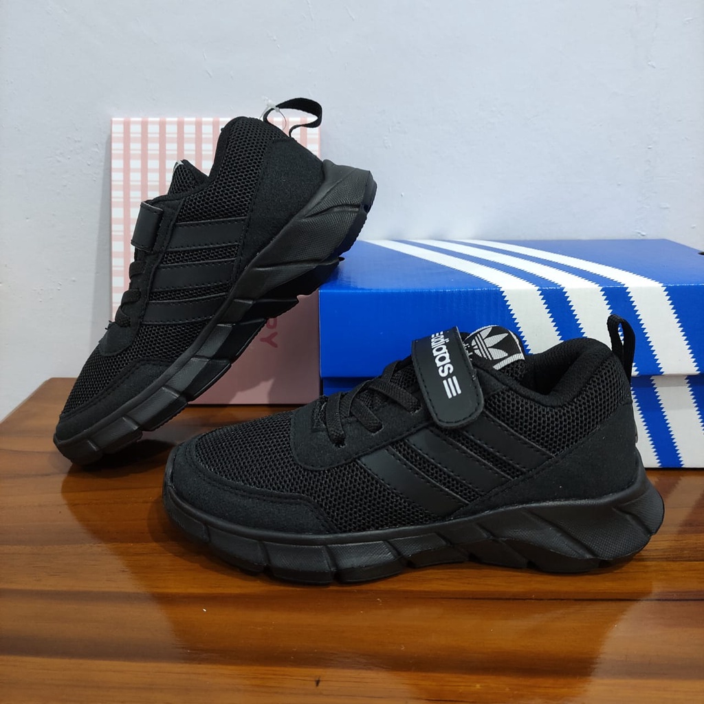 SEPATU ANAK LAKI - LAKI USIA 5,6,7,8,9,10 TAHUN SEPATU SNEAKER SEKOLAH ANAK LAKI LAKI SD WARNA HITAM