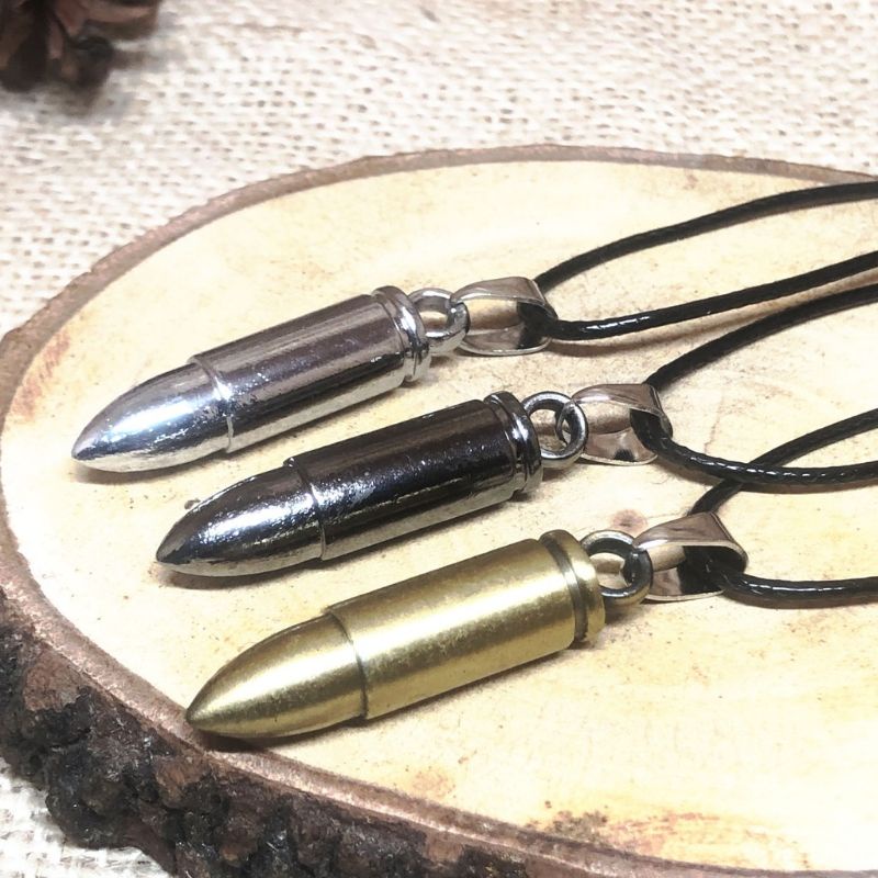 kalung tali hitam liontin peluru