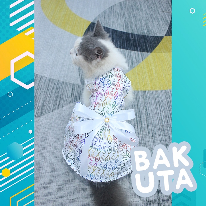 Dress Pelangi dasar putih terbaru baju kucing dan anjing / baju kucing murah size S-XL