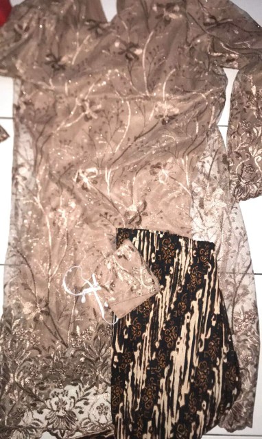 Setelan Aurora Selendang Ft Kemeja Batik-free Masker-kebaya Aurora Selendang-kebaya Kondangan-masker