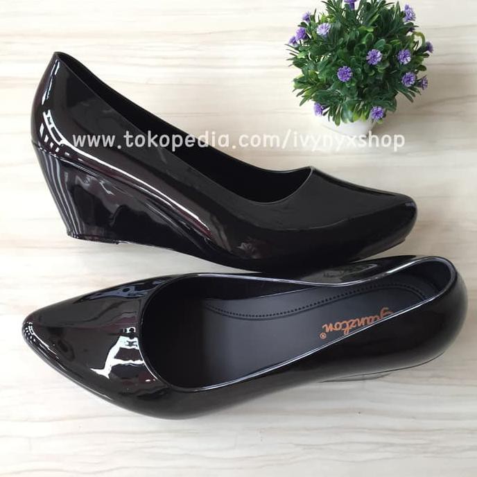 ~ NEGO WEDGES CEWEK KEKINIAN~ ALADIN JELLY SHOES GLOSSY WEDGES PROMO