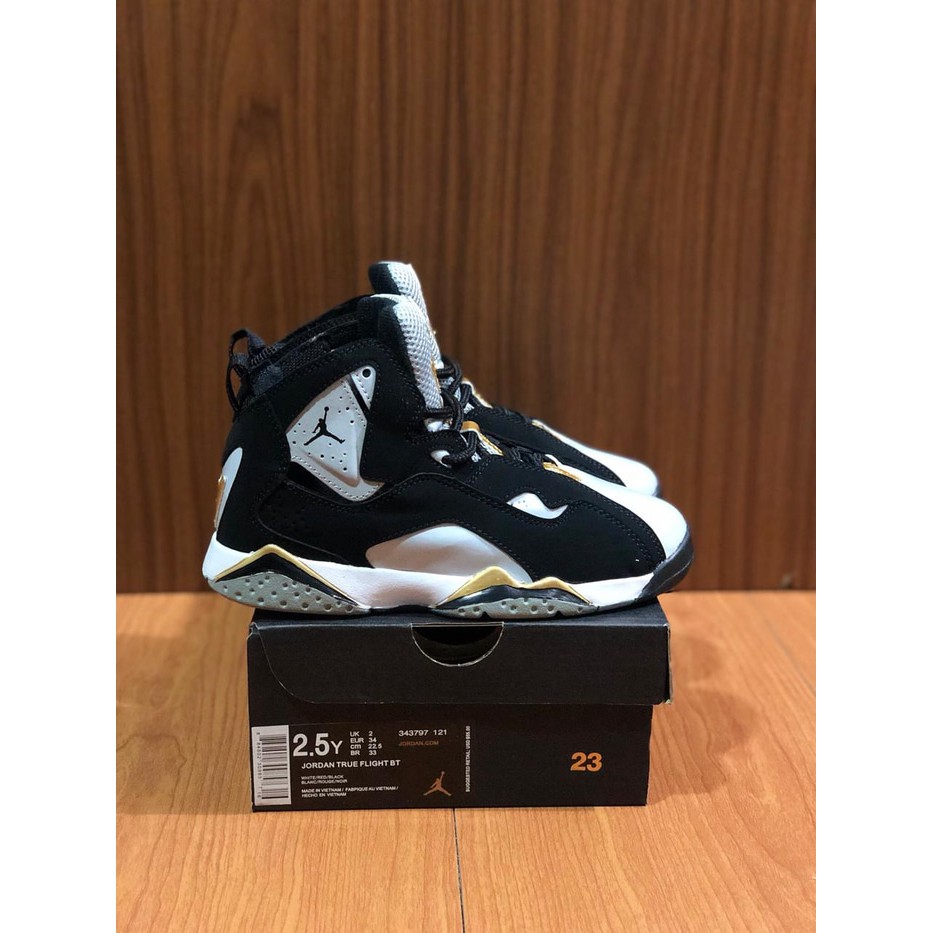 nike air true flight