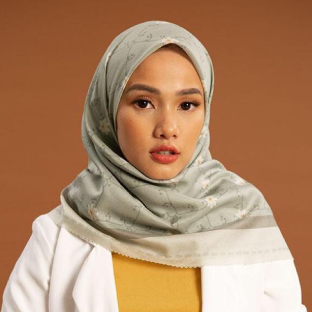 Tsabita Hijab. Size 115x115 cm. Color Gray. NEW. #hijabvoalmurah #
