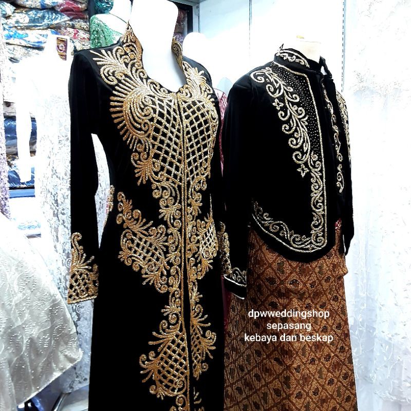 Kebaya Pengantin Bludru