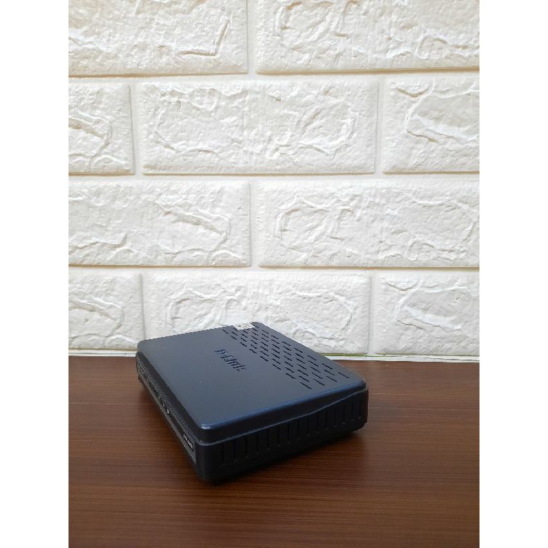 D -Link DSL - 526B ADSL2 + modem router