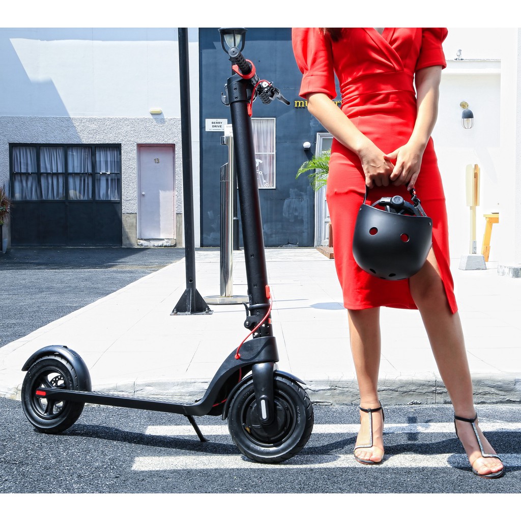 Skuter listrik Motify type X7. Not Xiaomi. Ban 8,5". Swappable Battery - Black edition.