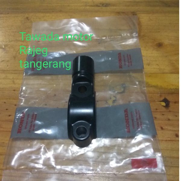 DUDUKAN SPION KANAN HONDA NEW VARIO 125 CBS ISS. BEAT ESP CBS . NEW VARIO 150 CBS ISS ORI