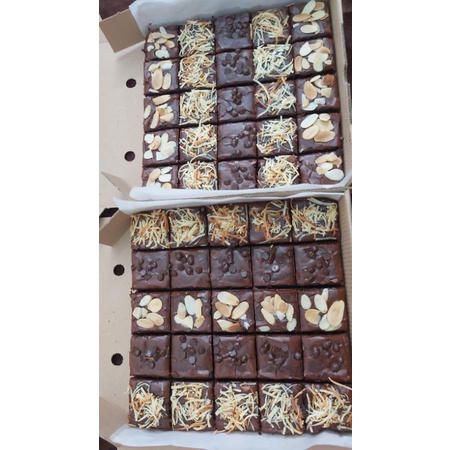 

Brownies sekat / Brownis sekat Premium