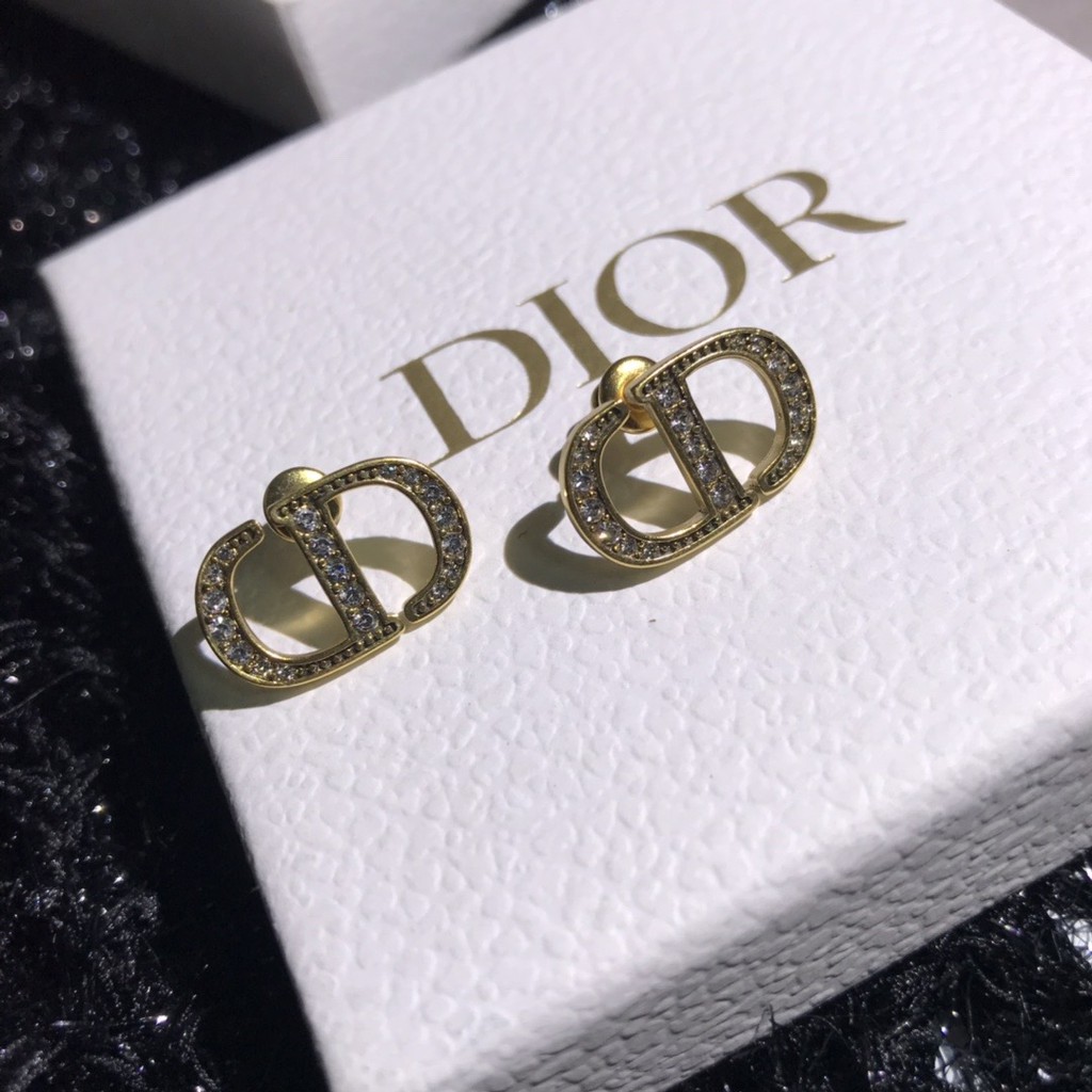 cd earrings dior