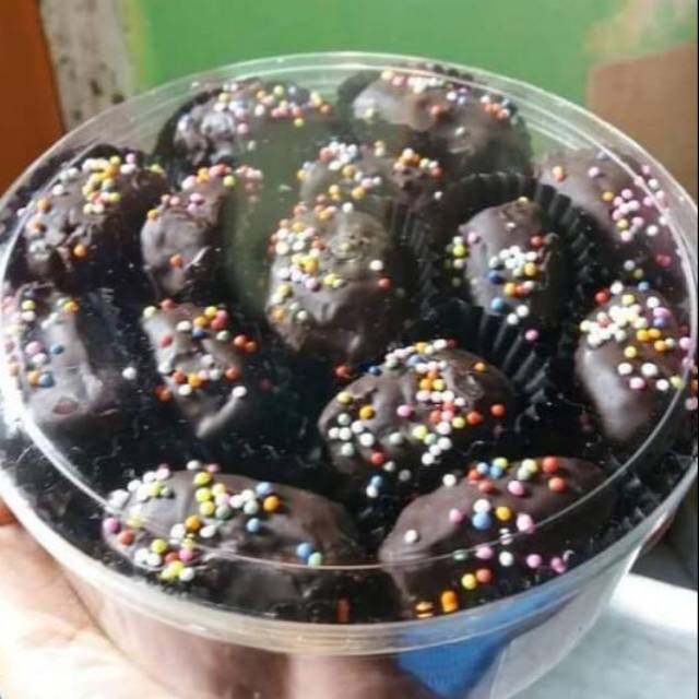 

Kurma coklat