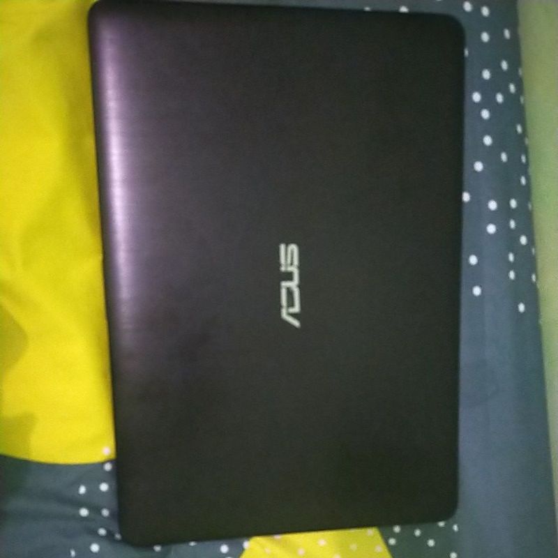 Laptop Asus (bekas)