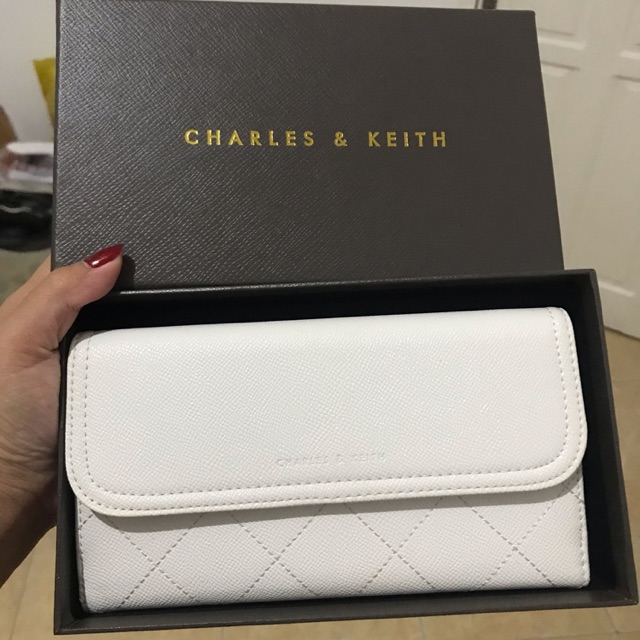 Dompet charles and keith