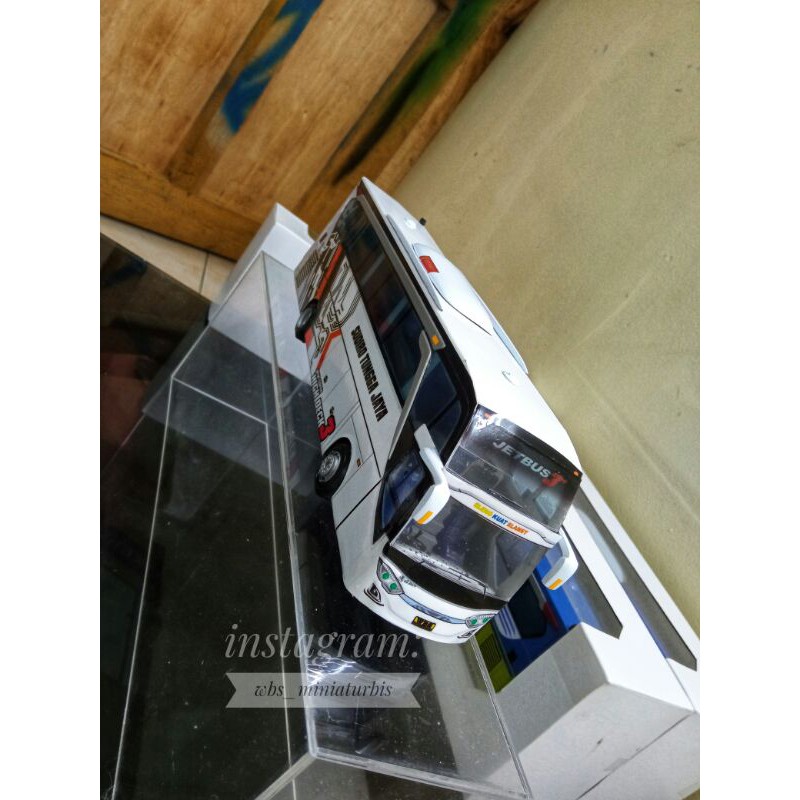 Miniatur Bis Sudiro Tungga Jaya