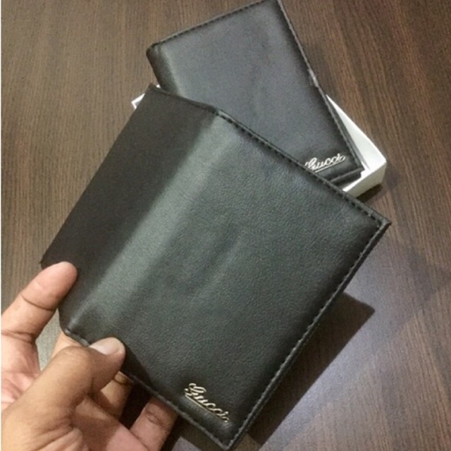 Dompet pria model lipat buku berdiri logo bahan ferari dalaman D600 #dompet #dompetpria #dompetcowok #dompetlipat #dompetlipatbuku #dompetvertikal #dompetmurah