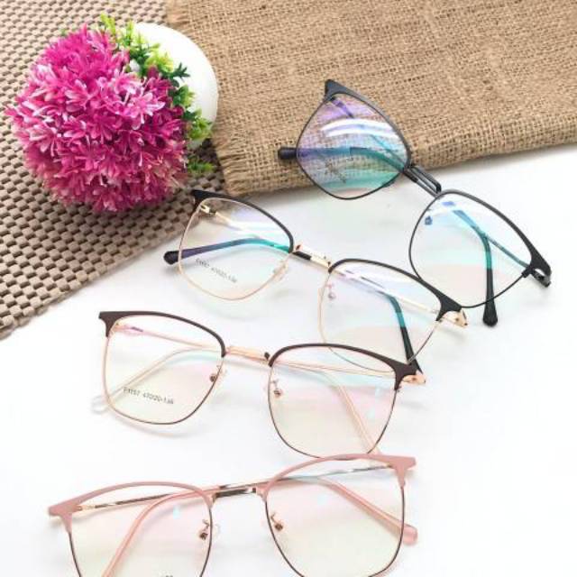 Kacamata frame 1157 paket lensa photocromic dan paket lensa crmc