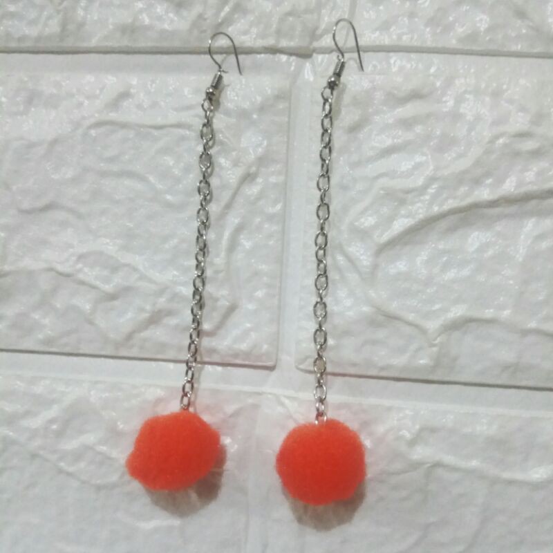 Anting pompom cantik -anting hijab - anting murah -antingmewah-anting remaja bisa bayar di tempat