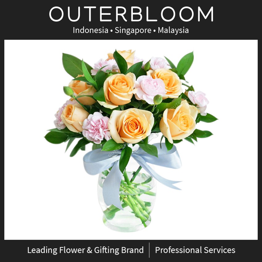 Rangkaian Bunga Meja Tamu - Peach Perfect in Vase