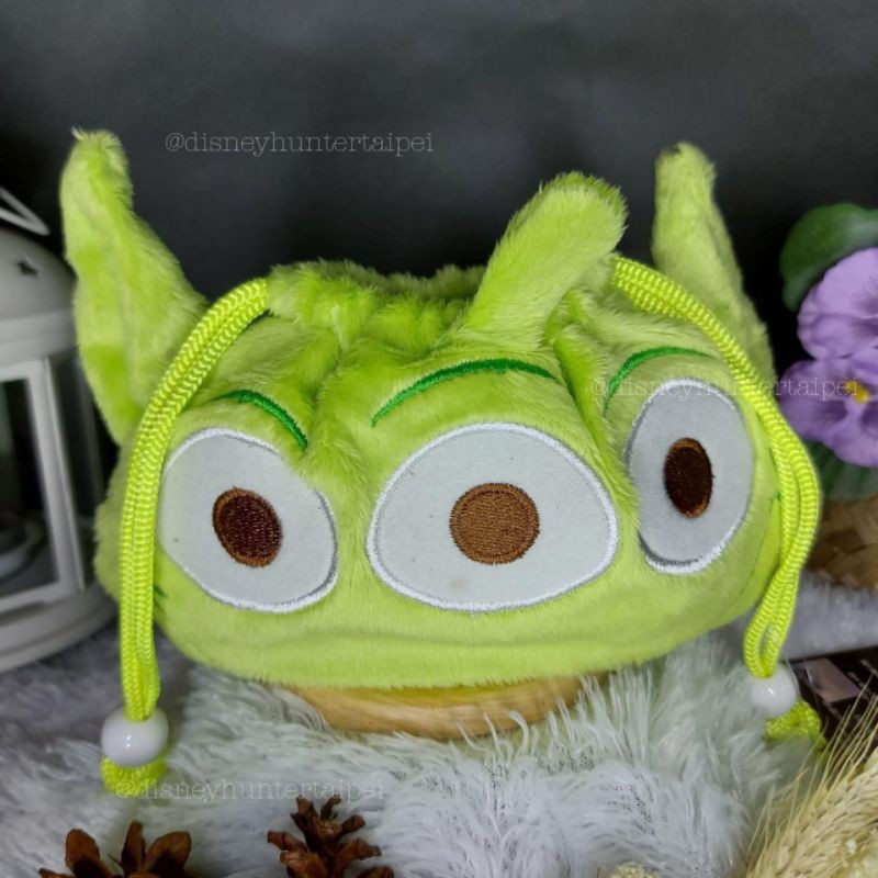 Tas Disney Hunter Taipei Bag - Tas Serut Alien