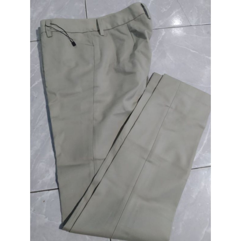 celana skinny fit the executive