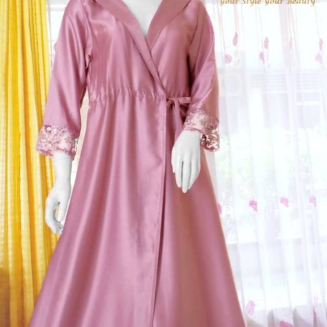 Samara bridal gown bahan roberto cavalli.nude free booking s dan xl,peach s dan xl