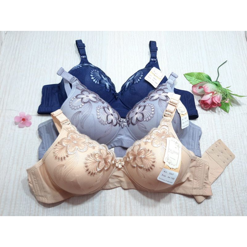 Bra bordil /BH tanpa kawat spon sedang/BH import size 36_42 murah sidoarjo