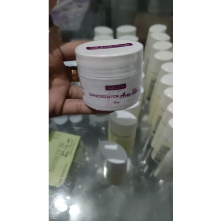 Dr. ELSONA Sunscreen For Acne Skin