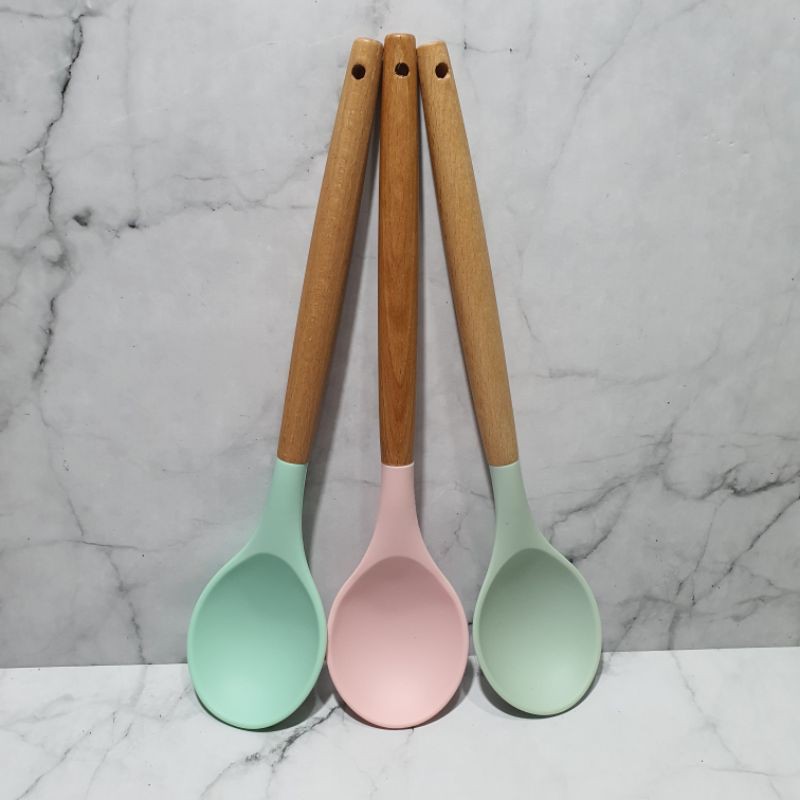 Silicone cooking Spoonela with wooden handle / sodet masak bulet