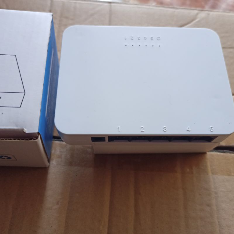 Switch HUB 5 PORT 10/100Mbps Splitter LAN