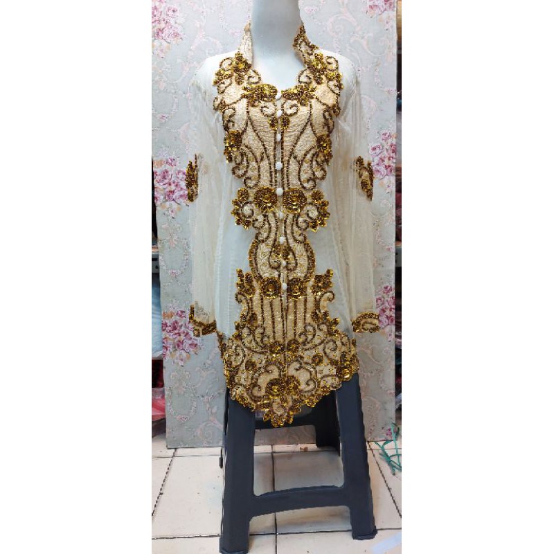 kebaya stelan bordir full fayet rok dan slayer