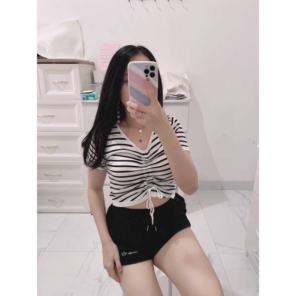 Croptop salur knit serut depan | atasan rajut salur | top rajut serut depan | atasan import | korean fashion wanita | aquarius boutique89 grosir