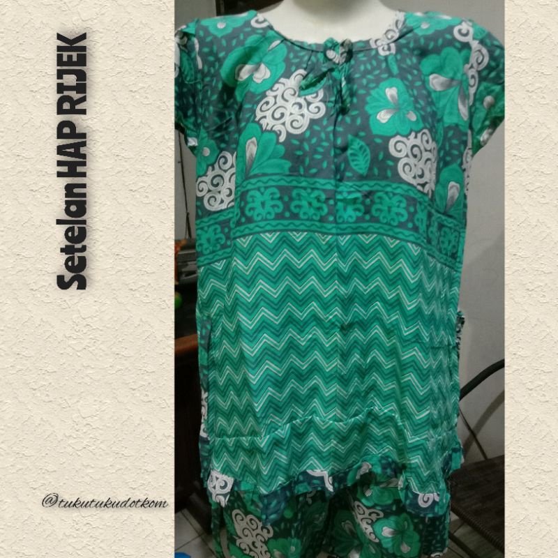 SETELAN CELANA PENDEK HAP RIJEK