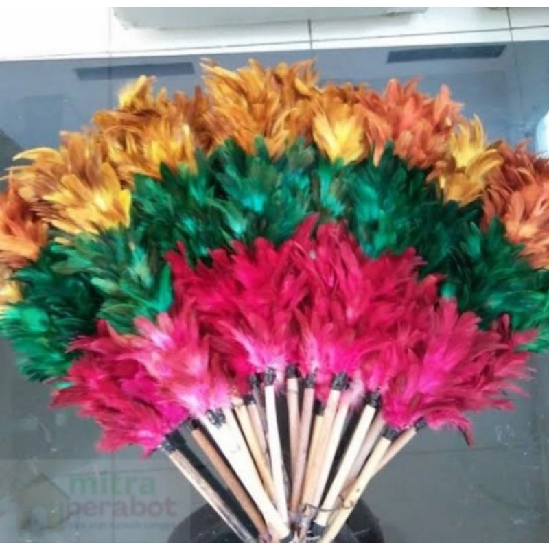 kemoceng Bulu Ayam warna warni halus tebal murah berkualitas