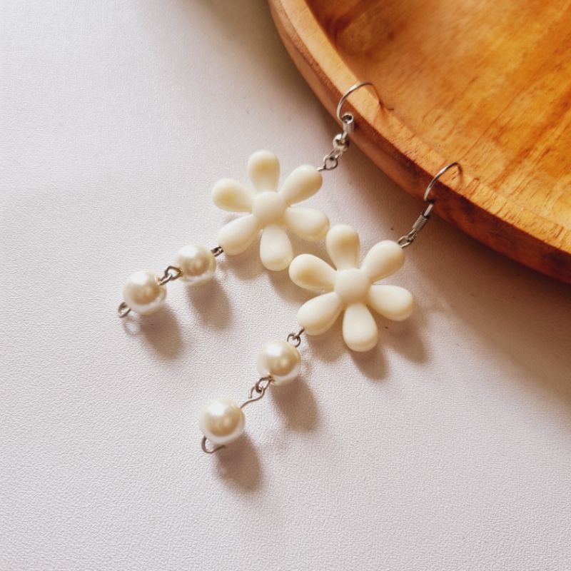 Anting Panjang anting panjang korea anting pompom bros hijab ANting Wanita Hijab Anting Pom Pom