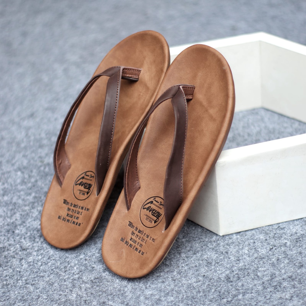 MOLK|Sandal Kulit Pria Original Casual Santai Main Traveling Cowok Hitam Murah