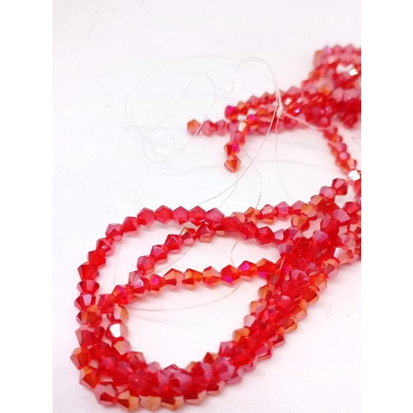 Kristal Kerucut Merah Bening 4 mm