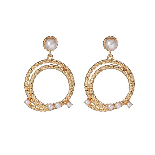 LRC Anting Tusuk Fashion Gold Twine And Pearl Stud Earrings F49670