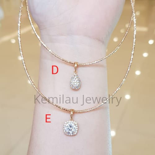 Kalung Kaku Replika Berlian