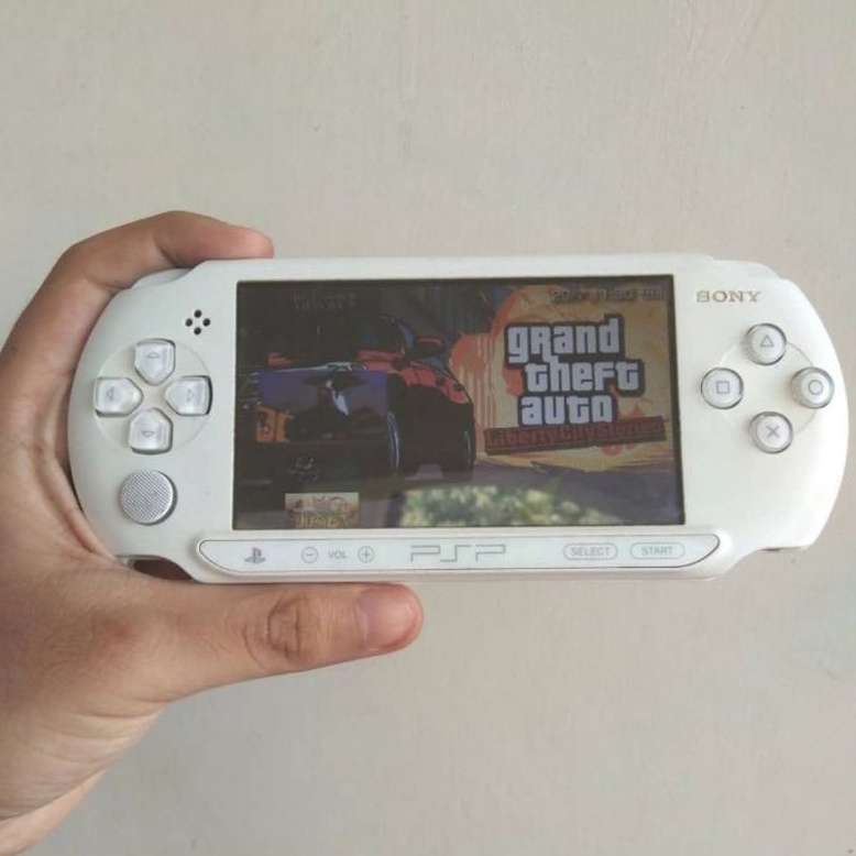 SONY PSP STREET E1000 CFW 6.61 TERBARU + FULL EMULATOR  GAME RETRO GBA NES SEGA PS1 PSX PSP SLIM  2000 3000 GO