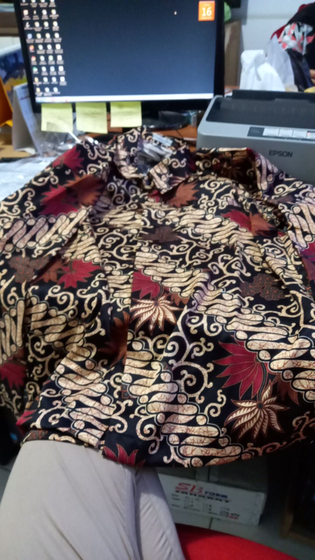 Couple Batik Kenanga Black / Rok Prisket Dengan Kemeja