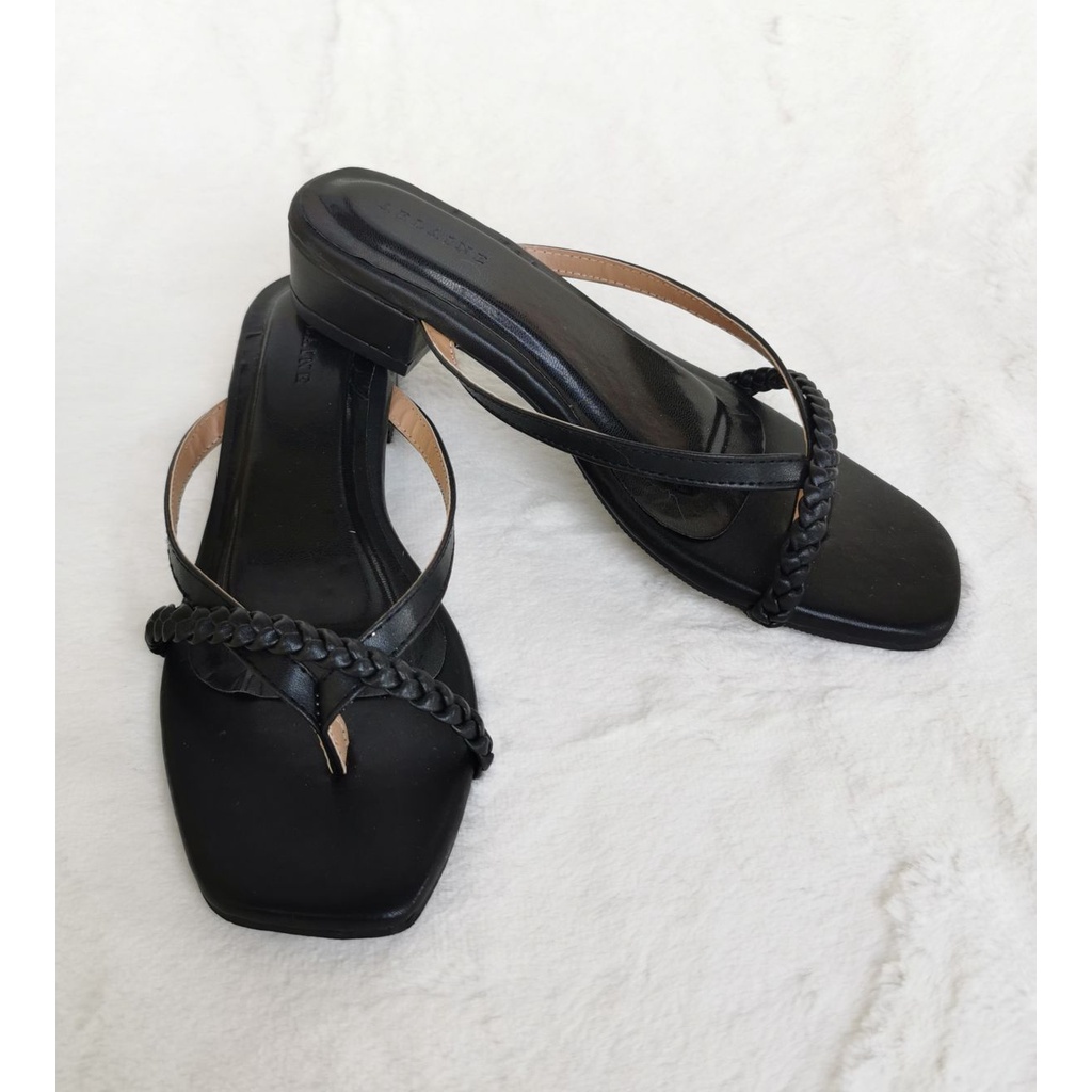 Arlaine - Cassy Sandal Heels Jepit Kepang