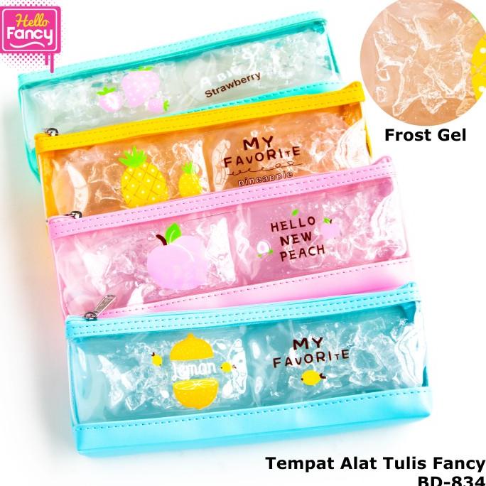 

BAYAR DITEMPAT Kotak Pensil Frost Gel / Tempat Pensil / Pencil Case Unik BD-834/TEMPAT PENSIL AESTHETIC/TEMPAT PENSIL ANAK PEREMPUAN/TEMPAT PENSIL LUCU/TEMPAT PENSIL 3D/TEMPAT PENSIL TRANSPARAN/TEMPAT PENSIL LUCU/TEMPAT PENSIL KOREA/TEMPAT PENSIL