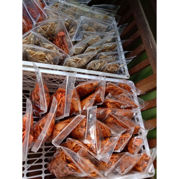 Basreng stik Bumbu Bujot Basah Pedas Daun jeruk 125gram LaelShop-2