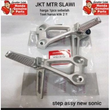 step assy R pillion dudukan foostep dudukan bastep new sonic ori ahm