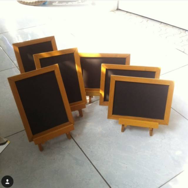 

Papan tulis kapur mini stand
