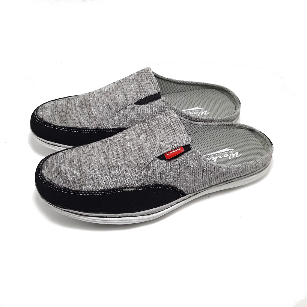 Sepatu Slip On Kasual Santai Working J-01