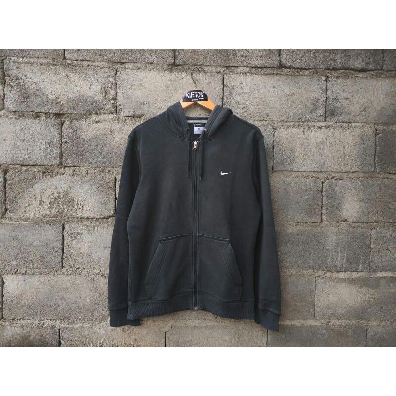 jaket nike swoosh second jaket nike center hoodie nike original zipper nike swoosh hoodie nike