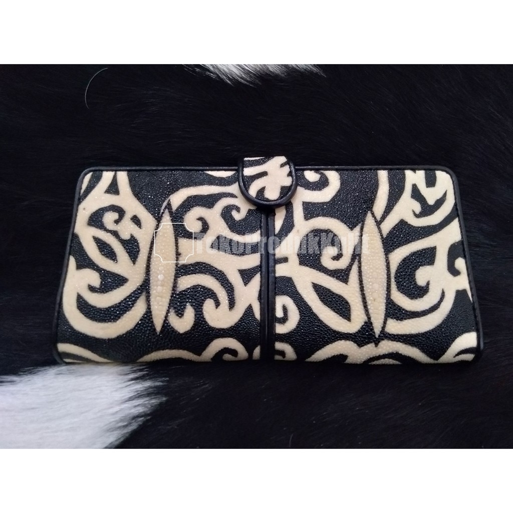 DOMPET / DOMPET KULIT / DOMPET PANJANG / DOMPET KULIT PARI / DOMPET PANJANG / PARI / MOTIF / DIAMOND