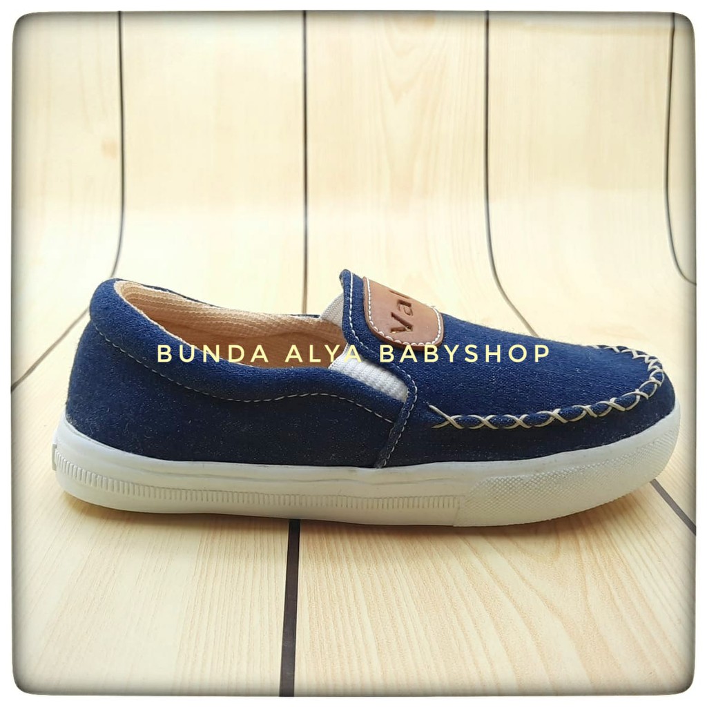 Sepatu Anak Laki Laki Jeans Usia 6 7 Tahun Size 34 NAVY - Sepatu Anak Cowok Casual Denim Anti Licin