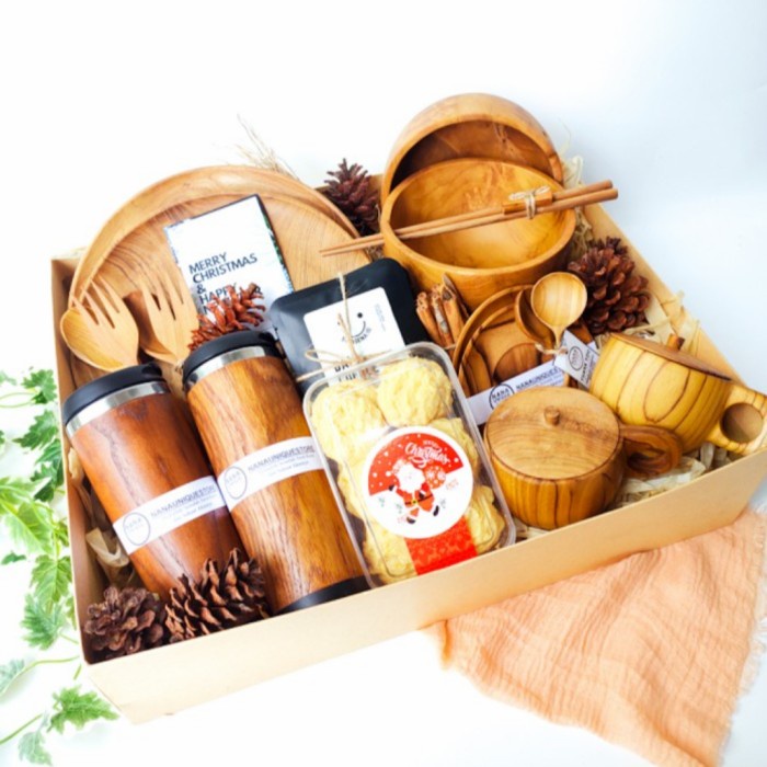 

Hampers Parcel NataL Imlek Idul Fitri Wedding Gift Kado Pernikahan